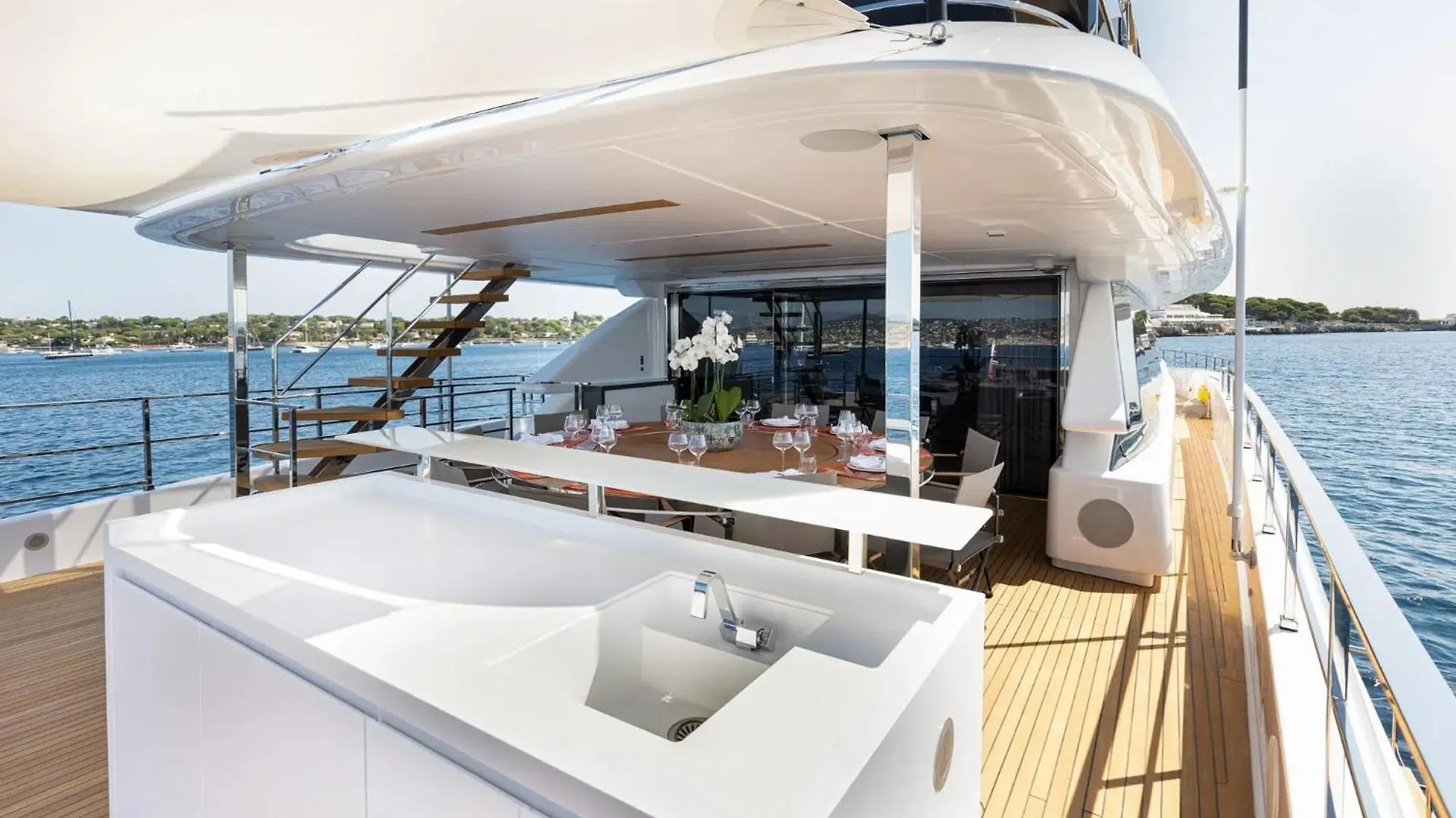 מלון Luxury Yacht Moretti In Saint Tropez 0*, סן טרופז
