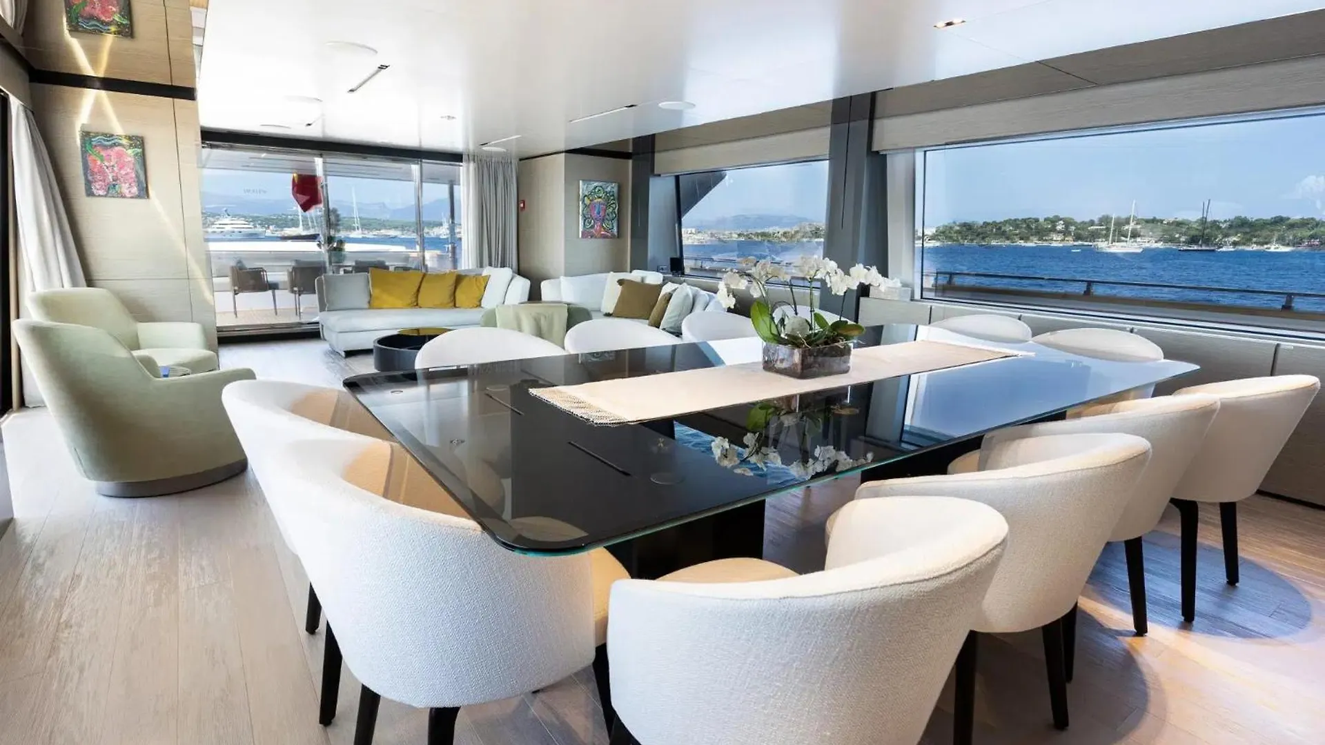 Luxury Yacht Moretti In Saint Tropez Hotel Frankrig