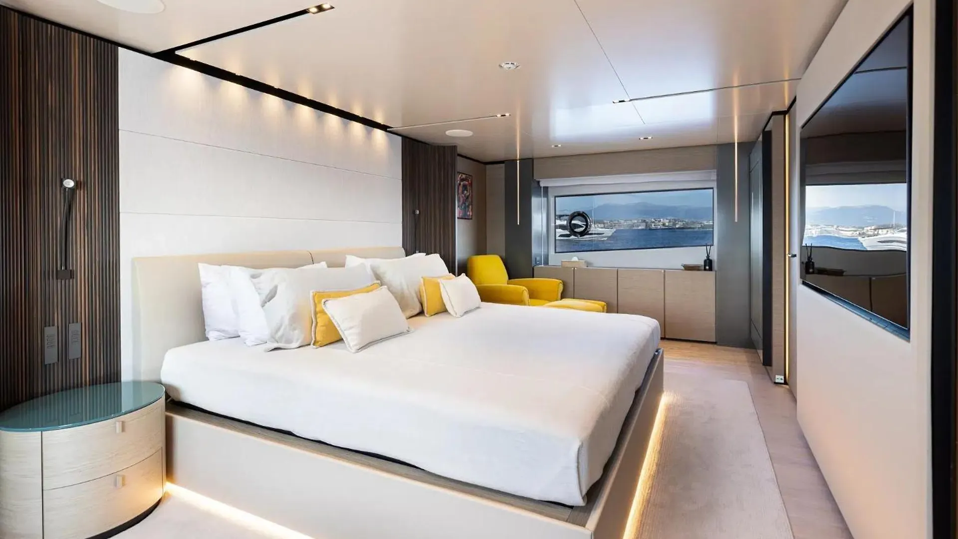 ホテル Luxury Yacht Moretti In Saint Tropez 船上ホテル サントロペ